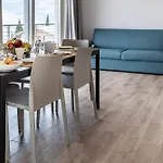Ξενοδοχείο με διαμερίσματα Solei Classic & 3*