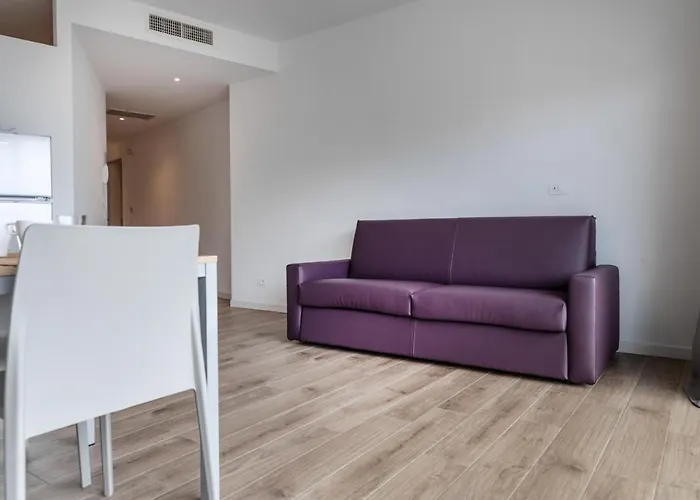 מלון דירות Solei Classic & ברנצונה סול גארדה