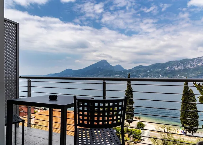 Solei Classic & ברנצונה סול גארדה