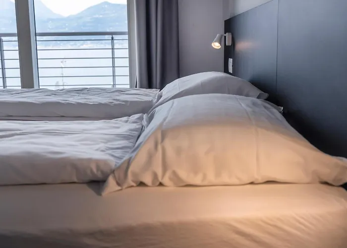 Solei Classic & מלון דירות ברנצונה סול גארדה